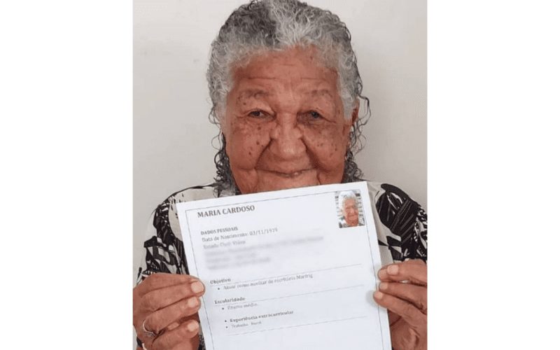 abuelita de 101 años pide trabajo